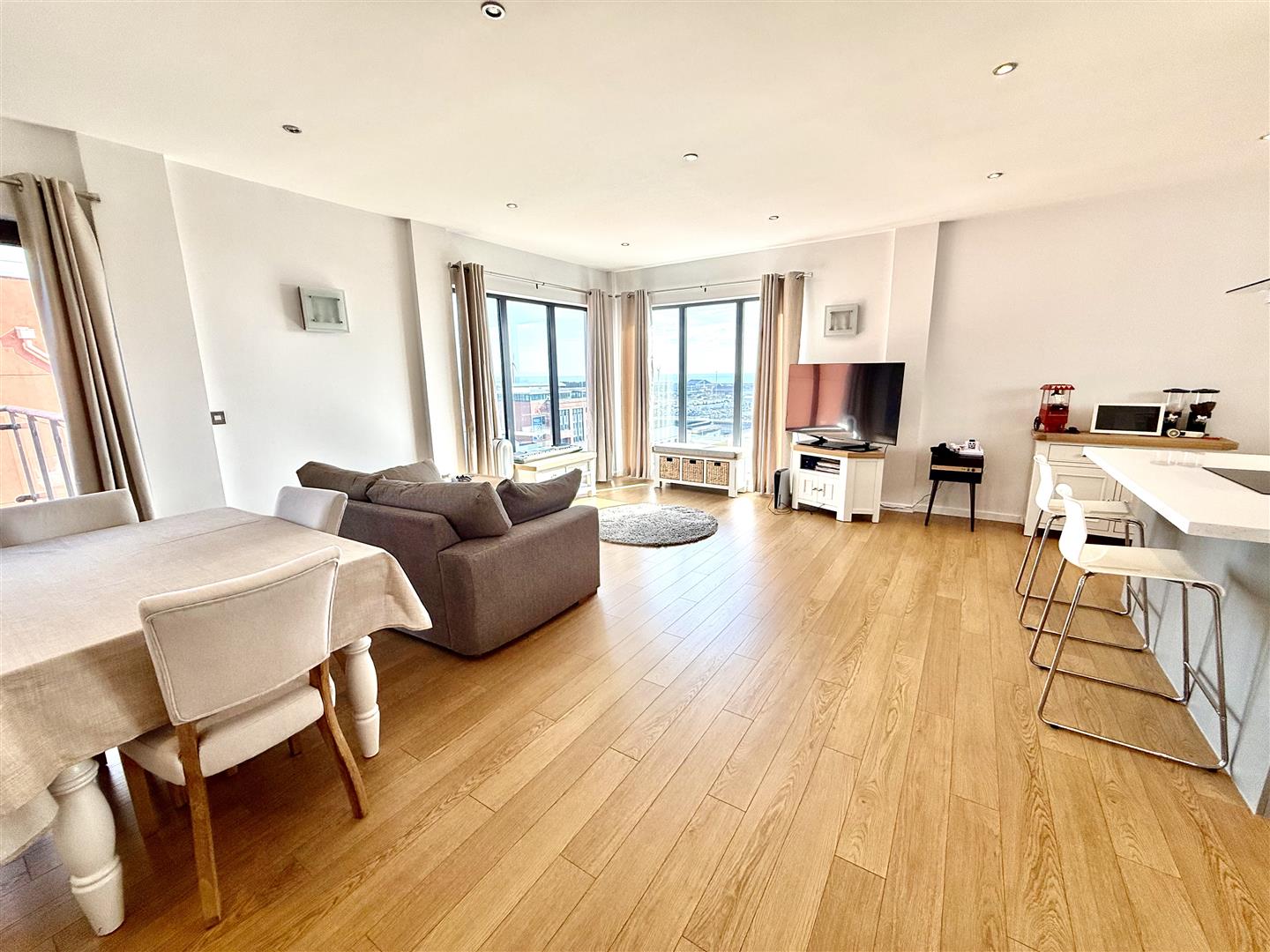 South Quay, Kings Road, Marina, Swansea, SA1 8AJ